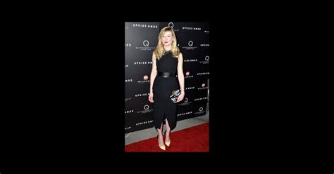 kirsten dunst naked|Kirsten Dunst nue et en train de faire lamour